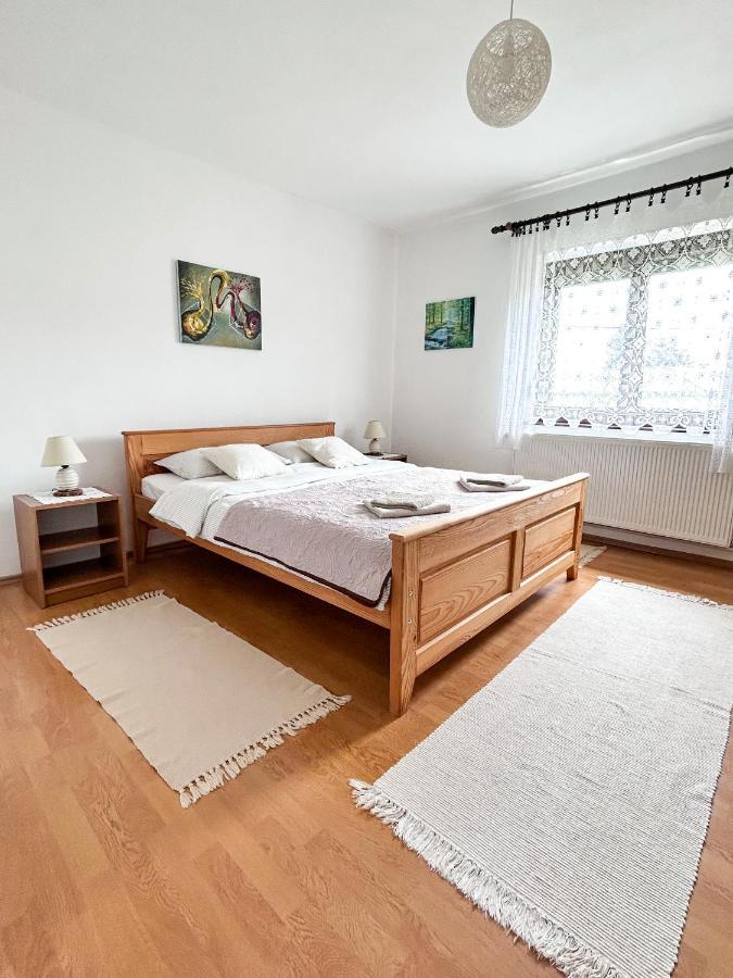 Apartment Milka Korenica Εξωτερικό φωτογραφία