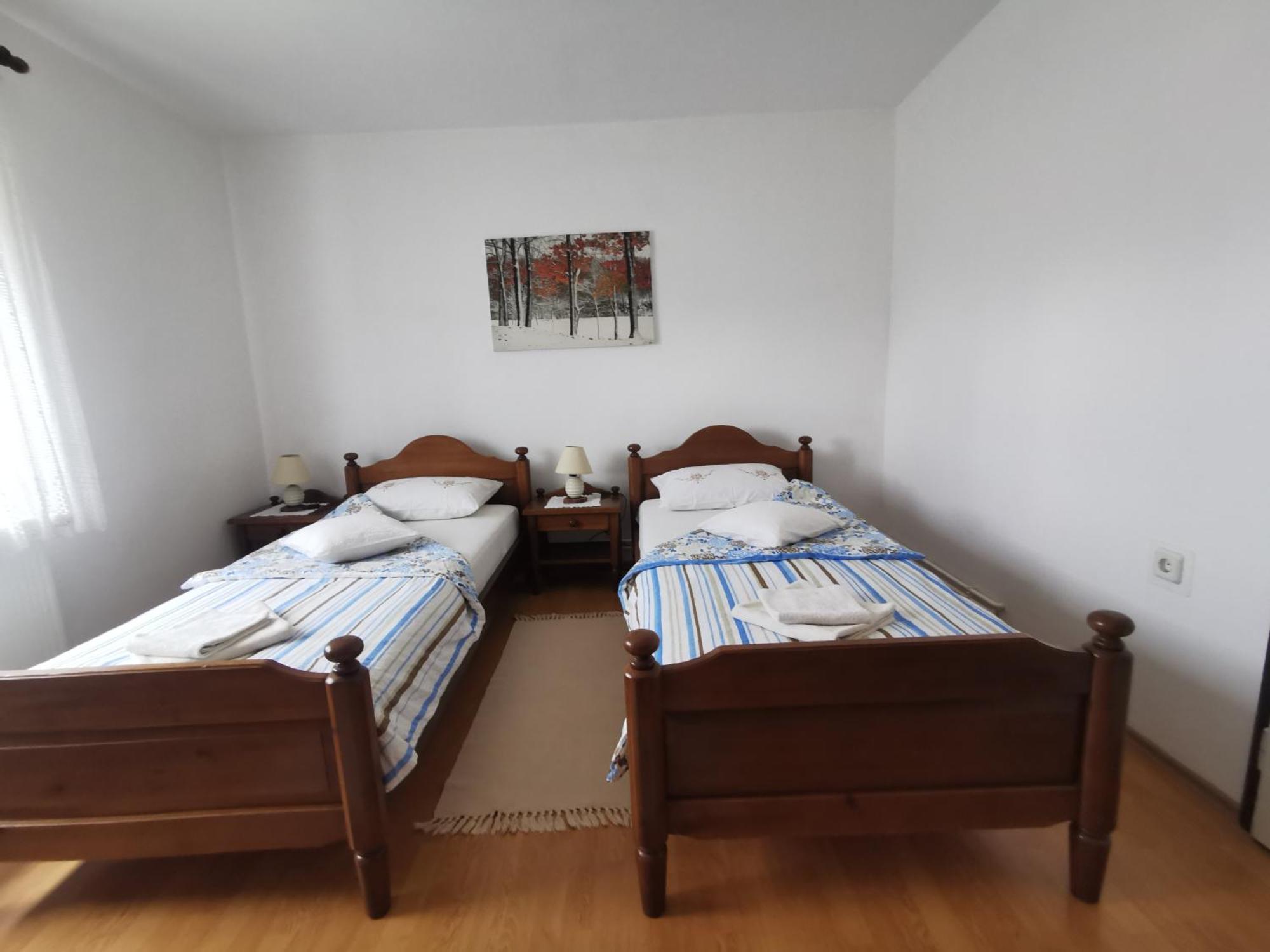 Apartment Milka Korenica Εξωτερικό φωτογραφία