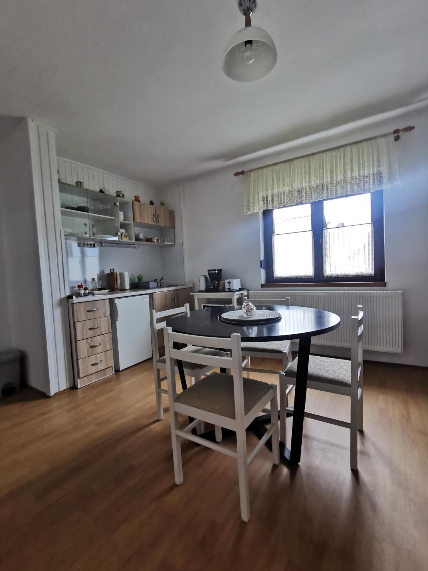 Apartment Milka Korenica Εξωτερικό φωτογραφία