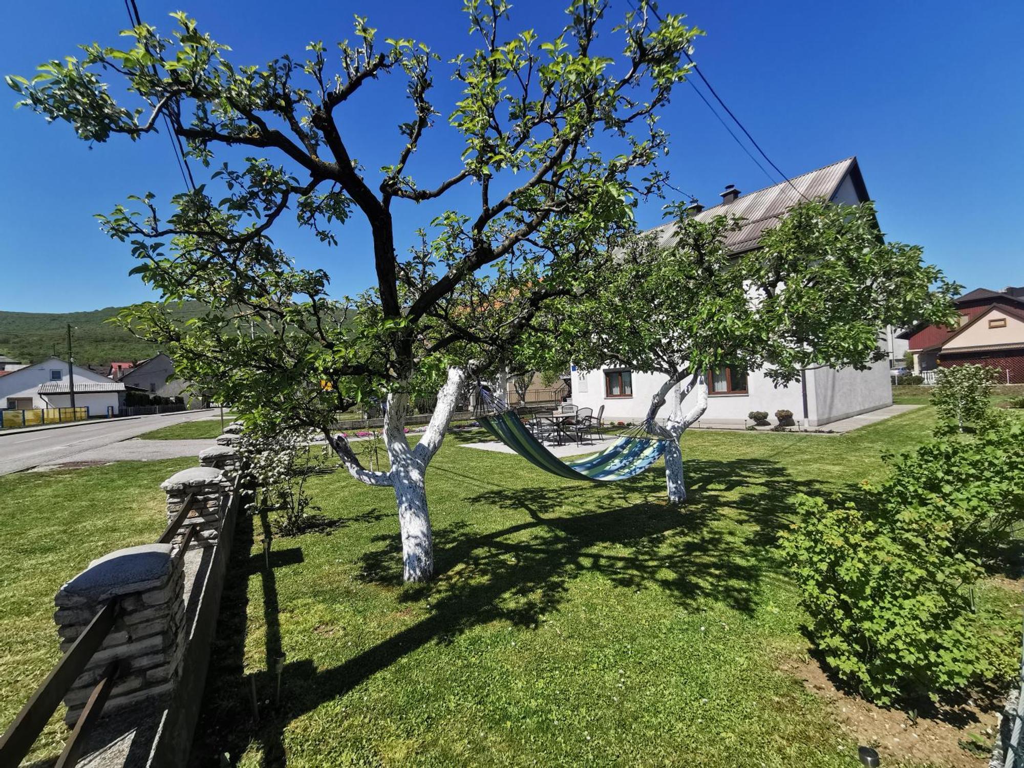Apartment Milka Korenica Εξωτερικό φωτογραφία