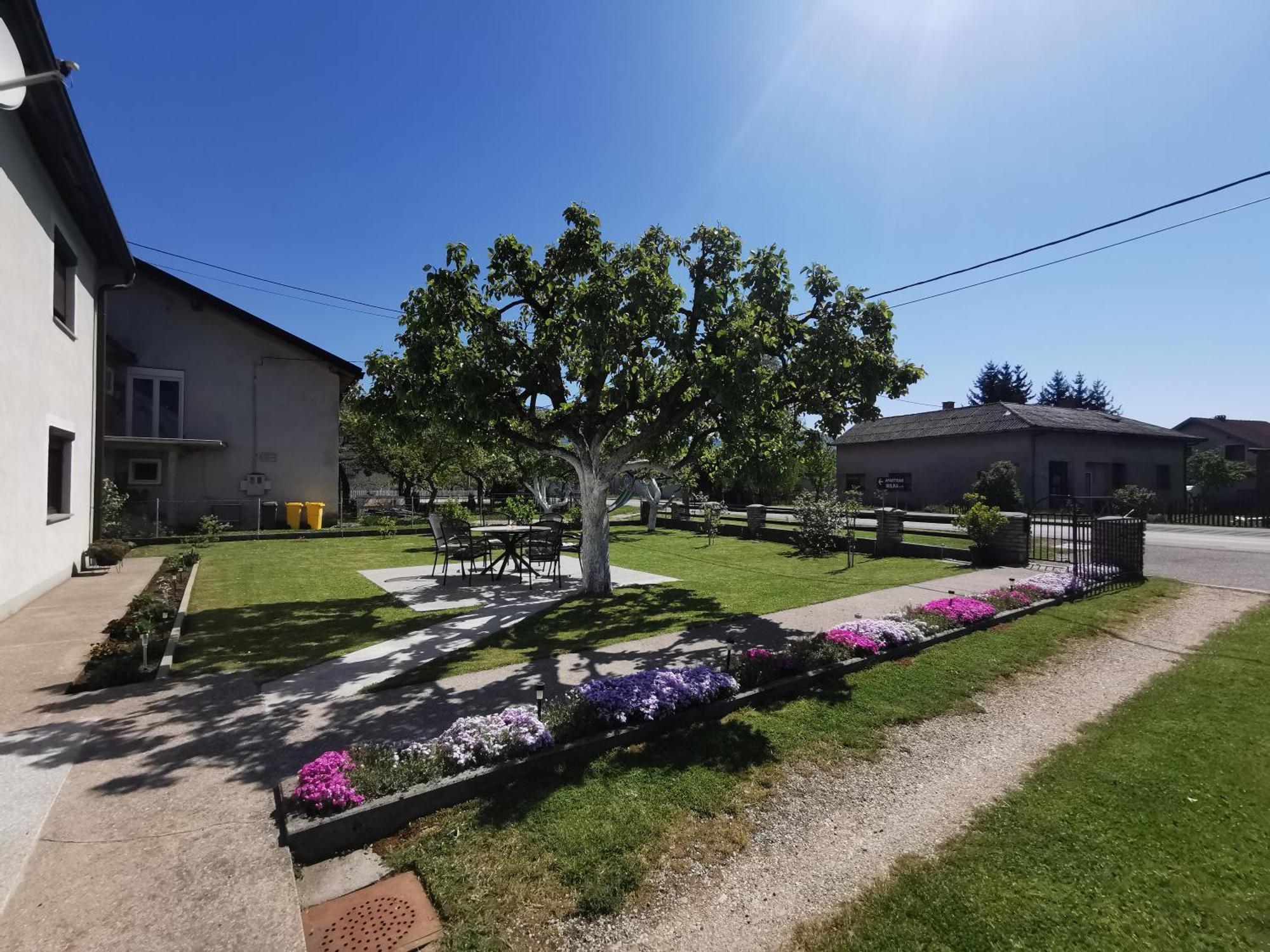 Apartment Milka Korenica Εξωτερικό φωτογραφία